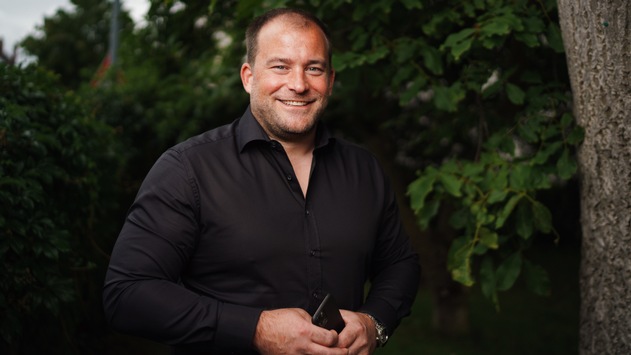Betriebliche Krankenversicherung wechseln: Georg Soller von Betriebskranken.de erklärt, warum der günstigste Beitrag nicht immer die beste Lösung ist