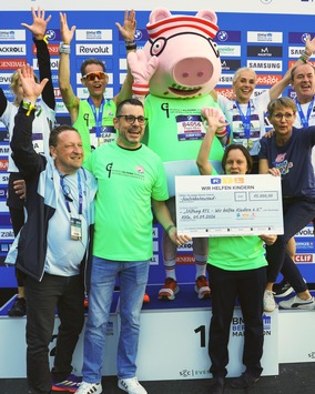 15.000 Euro für den guten Zweck: Papa Wutz unterstützt Spendenlauf beim BMW BERLIN-MARATHON
