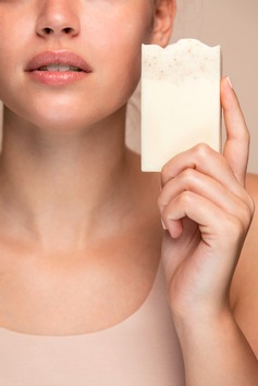 Bei der Hautpflege auch an die Umwelt denken – die wichtigsten Tipps