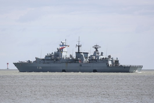 Fregatte „Mecklenburg – Vorpommern“ schließt sich NATO-Verband an
