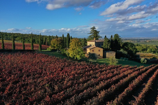 Herbstflucht in die Toskana: Kunst, Kulinarik und Gelassenheit / UNA Italian Hospitality lädt ein, den Herbst mit allen Sinnen zu erleben