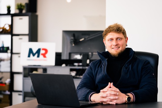 Von der Imagepflege zur Mitarbeitergewinnung: Lucas Fischer erklärt, wie Employer Branding in der Logistik funktioniert