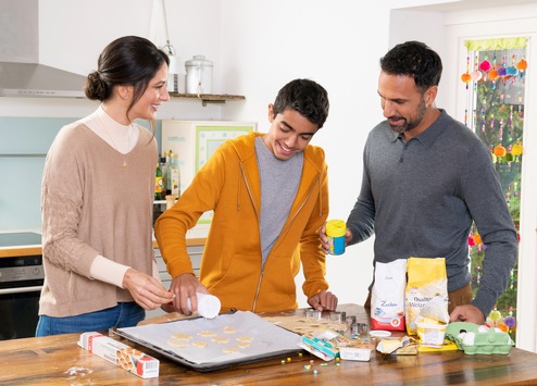 Umweltfreundliche Weihnachtsbackstube: Leere Mehltüten, Backpapier & Co. richtig entsorgen