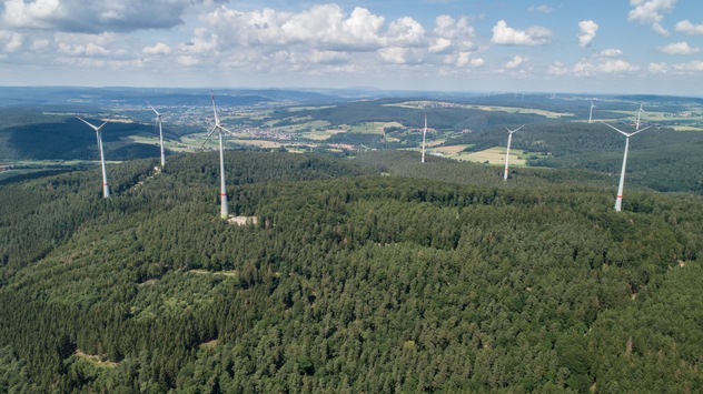 Waldwindpark Buchenau in der Kuppenrhön in Betrieb genommen