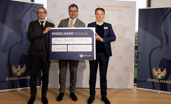 Engelhard spendet 100.000 Euro an die Ukraine / Ukrainischer Botschafter vor Ort in Niederdorfelden