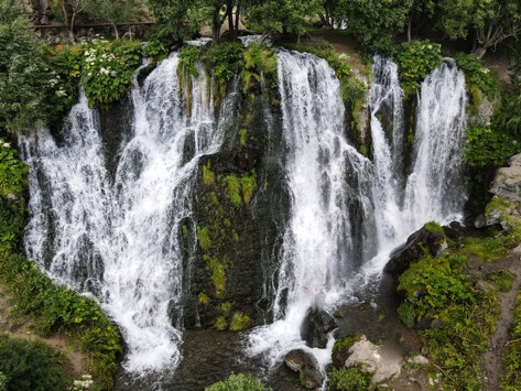 Sommer in Armenien: Open-Air-Events und erfrischende Naturerlebnisse