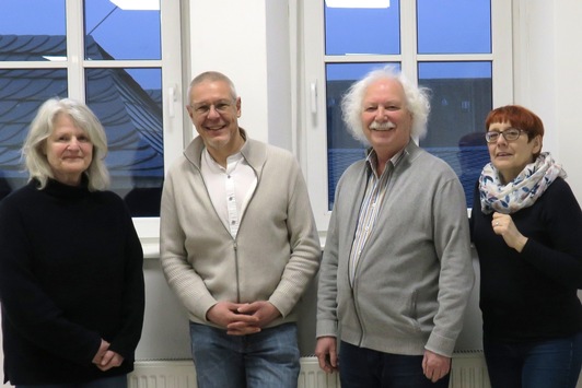 Wertvoller Austausch auf schwierigen Wegen / Seit 25 Jahren unterstützt die Angehörigengruppe Mittelhessen e.V. Familien und Freunde von psychisch Erkrankten in Kooperation mit dem UKGM in Gießen