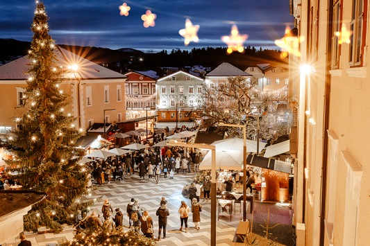 Advent in Mondsee: Weihnachtszeit erleben, entdecken & genießen Advent in Mondsee: Weihnachtszeit erleben, entdecken & genießen