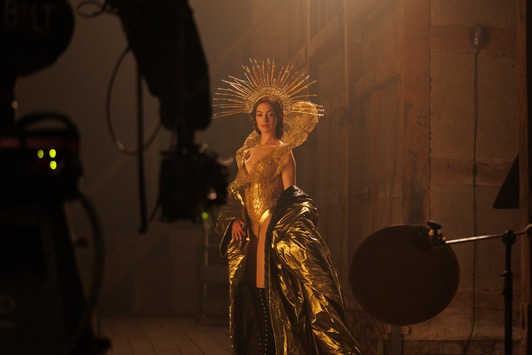 Erstmals ISO 14067-Zertifizierung für internationalen Spielfilm / A24 und Green Toolkit setzen mit Mother Mary Meilenstein für nachhaltige Filmproduktion