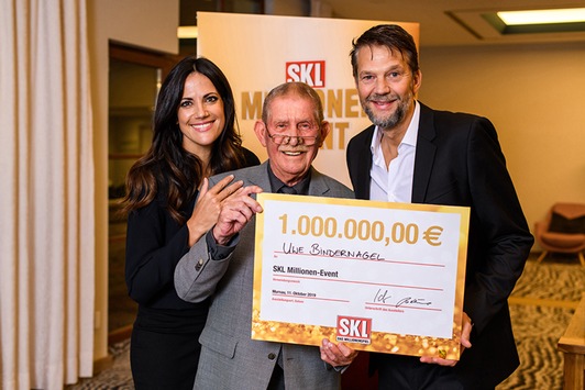 Bettina Zimmermann beschert Nordlicht 1 Million Euro / Uwe Bindernagel aus Schleswig-Holstein gewinnt beim SKL Millionen-Event