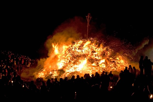 Feuer und Flamme für das Biikebrennen auf Sylt