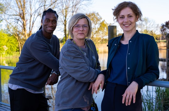 „Der Flensburg-Krimi“ geht weiter: Dreharbeiten für den dritten Film mit Katharina Schlothauer und Eugene Boateng in der Fördestadt