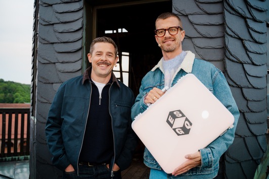 Spontan 100.000 Euro gewinnen? Joko & Klaas spielen ab Sonntag, 20. September "Ein sehr gutes Quiz (mit hoher Gewinnsumme)" live auf ProSieben