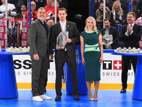 Made by ŠKODA Design: die Trophäe für den ,Most Valuable Player‘ der IIHF Eishockey-WM 2023