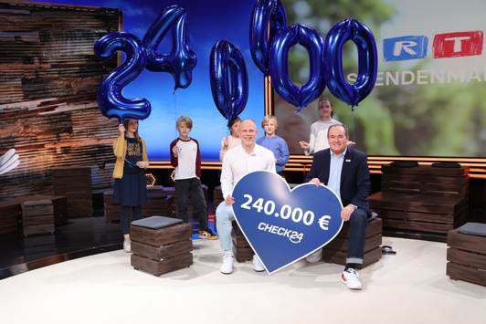 CHECK24 gibt 240.000 für Hilfsprojekte der „Stiftung RTL – Wir helfen Kindern e.V.“