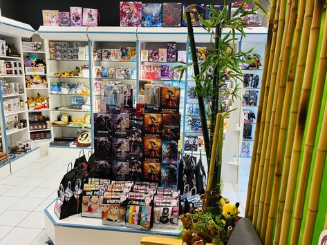 Neuer Hotspot für Gaming- und Anime-Kultur: Erster spezialisierter Manga- und Trading-Card-Store eröffnet in den Spandau Arcaden
