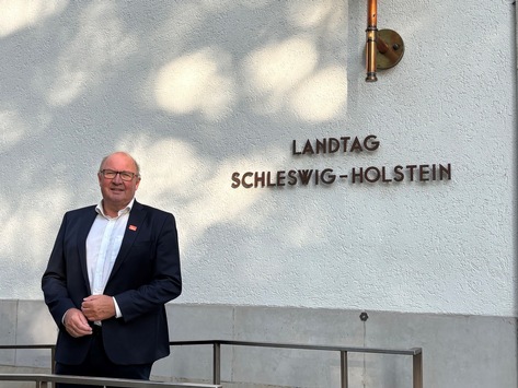 FREIE WÄHLER: Dieter Harrsen, ehemaliger Landrat von Nordfriesland, führt in die Landtagswahl