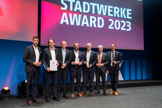 Vorreiter bei Wärmeplanung und Digitalisierung: Die Gewinner des STADTWERKE AWARD 2023 stehen fest / Die Sieger-Projekte des STADTWERKE AWARD 2023 kommen aus Lübeck, Freiburg und Wuppertal