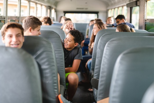 Mit auf Klassenfahrt – trotz Diabetes / Damit Kinder mit Typ-1-Diabetes an mehrtägigen Schulausflügen teilnehmen können, gibt es einige Möglichkeiten