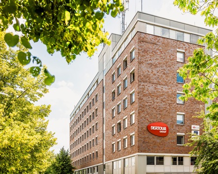 Reiselust der Deutschen ungebrochen: DERTOUR bietet für den Sommer 2026 noch mehr Vielfalt für wachsende Nachfrage