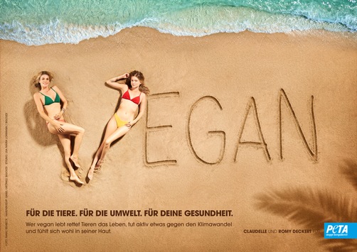 Schauspielerin Claudelle Deckert und Tochter Romy machen Lust auf Sommer: Neues Vegan-Motiv vom Mutter-Tochter-Dreamteam für PETA