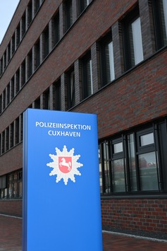 POL-CUX: Pressemitteilung zur offiziellen Einweihung des Erweiterungsbaus der Polizeiinspektion Cuxhaven (Fotos und Faktenblatt im Anhang)
