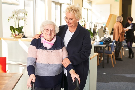 Seit 20 Jahren gegen Altersarmut: Der Verein LichtBlick Seniorenhilfe e.V. unterstützt rund 27.000 Rentner in Not