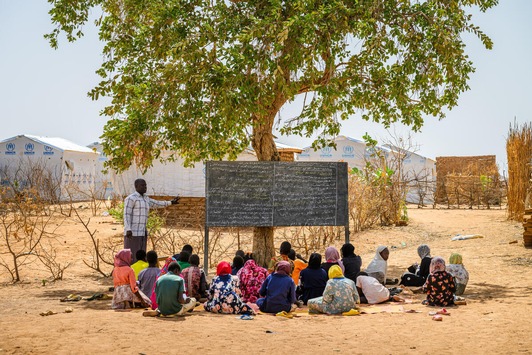 <div>Kampf gegen wachsende Kinderarmut: Bildung ist der Schlüssel / Hilfsorganisationen aus dem Bündnis 