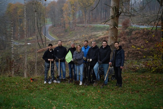 Große Baumpflanzaktion mit 3000 Setzlingen in Lindlar