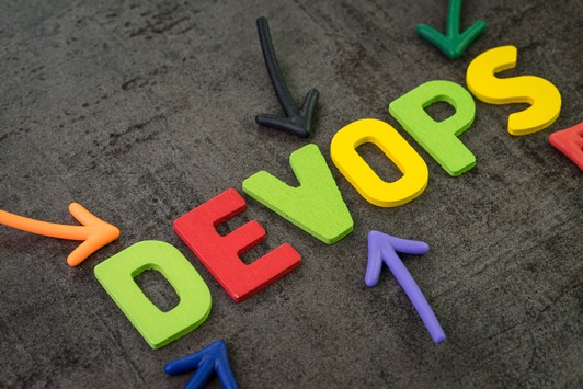 Fünf Faktoren entscheiden über den Erfolg von DevOps
