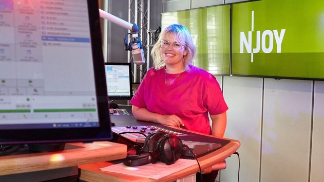 N-JOY mit neuer Morningshow und Moderation: Martina Schönherr übernimmt / Start: Montag, 4. Juli