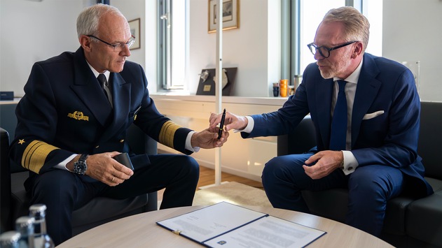 Vereinbarung zwischen Marine und GDWS über zivil-militärische Zusammenarbeit unterzeichnet