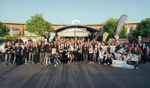 DACHKRONE: Gewinner des Deutschen Dachpreises 2025 bei feierlicher Preisverleihung im Lokschuppen Bielefeld gekürt