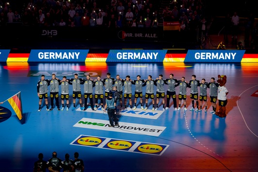 Lidl sponsert die Handball-Europameisterschaft der Männer 2024 und die deutsche Nationalmannschaft / Frische-Discounter für alle: Lidl setzt sich für Bewegung und bewusste Ernährung ein