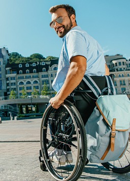 Ein Tag, der bewegt / ADAC Stiftung startet bundesweite Mobilitätstage für Rollstuhlfahrerinnen und Rollstuhlfahrer / Kostenloses Programm zur Verbesserung der Alltagsmobilität