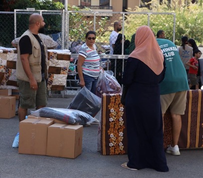 Libanon: Nothilfe für Vertriebene aus der Grenzregion zu Israel / Infolge der Kämpfe in der Region sind zehntausende Menschen geflohen / Die Johanniter unterstützen mit Hilfsgütern und Nahrungsmitteln