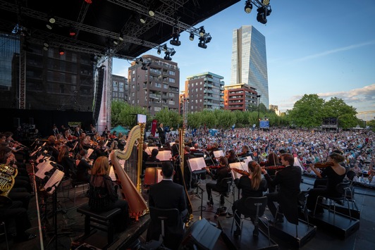 Europa Open Air 2026: Tausende Musikfans lauschten dem Konzert an der Weseler Werft