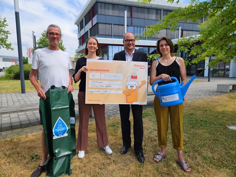 Internationaler Tag der Umwelt / Haema übernimmt „Leipzig giesst“-Baumpatenschaften / Scheckübergabe an die Stiftung „Ecken wecken“