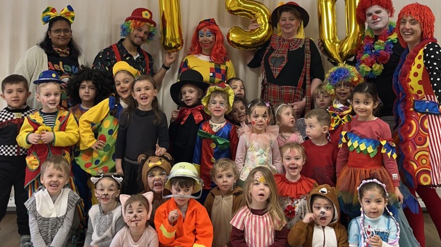 Neuer Meilenstein bei UV-Schutz in Kitas erreicht / Bundesweit 750. Kita als 