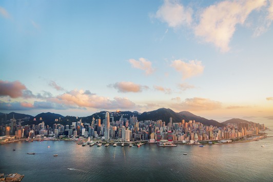 Hongkong lässt die Maskenregeln fallen / Ab dem 1. März wird die Welt wieder mit lächelnden Gesichtern begrüßt