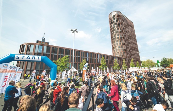 Wir schlagen unseren eigenen Weltrekord! / Der 2. walk4help als Mega-Event in Braunschweig