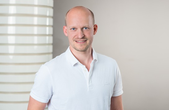 Drei Chefärzte der Artemed Klinikgruppe prägen neues Standardwerk der Wirbelsäulentherapie