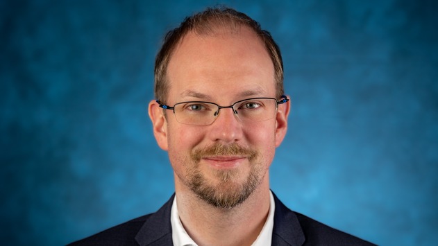 Honorar statt Provision: Stefan Vahldieck von der Wertebotschafter GmbH & Co. KG macht Versicherungsmakler zu Wirtschaftsberatern