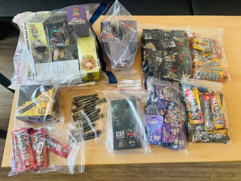 POL-AUR: Gemeinsame Pressemitteilung der Staatsanwaltschaft Aurich und der Polizeiinspektion Aurich / Wittmund: Durchsuchungen wegen unerlaubten Handels mit Cannabis-Produkten