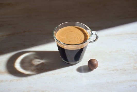 Weltweit erstes Kaffeekapselsystem ohne Kapsel / CoffeeB: EDEKA exklusiver Partner im deutschen LEH