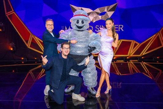 Bauchgefühl trifft auf Logik. Verona Pooth und Chris Tall rätseln ab Mittwoch, 16. September, bei "The Masked Singer" auf ProSieben