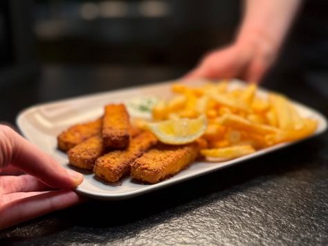 Käpt'n iglos Fisch Freitag im Miniatur Wunderland: iglo unterstützt die 