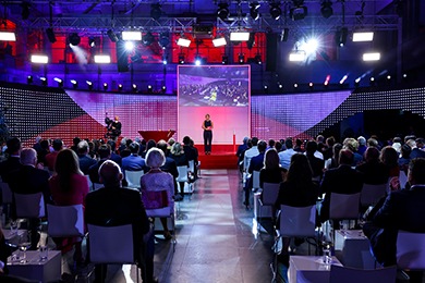 Deutscher Gründerpreis: Mit künstlicher Intelligenz globalisierte Lieferketten durchleuchten