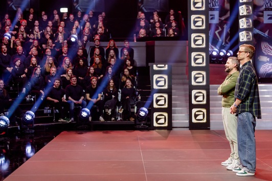Verflixte Sieben? 7 Jahre. 77. Folge. 777 ProSieben-Angestellte spielen heute Abend in 7 Spielrunden gegen Joko & Klaas