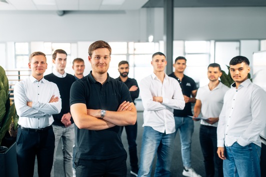 Auftragsknappheit im Handwerk: Alexander Thieme von der A&M verrät 3 Tipps, mit denen Betriebe es trotzdem schaffen, die Auftragsbücher zu füllen